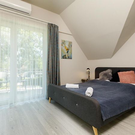 Villa 21 Boutique Rooms Balatonalmadi Ngoại thất bức ảnh