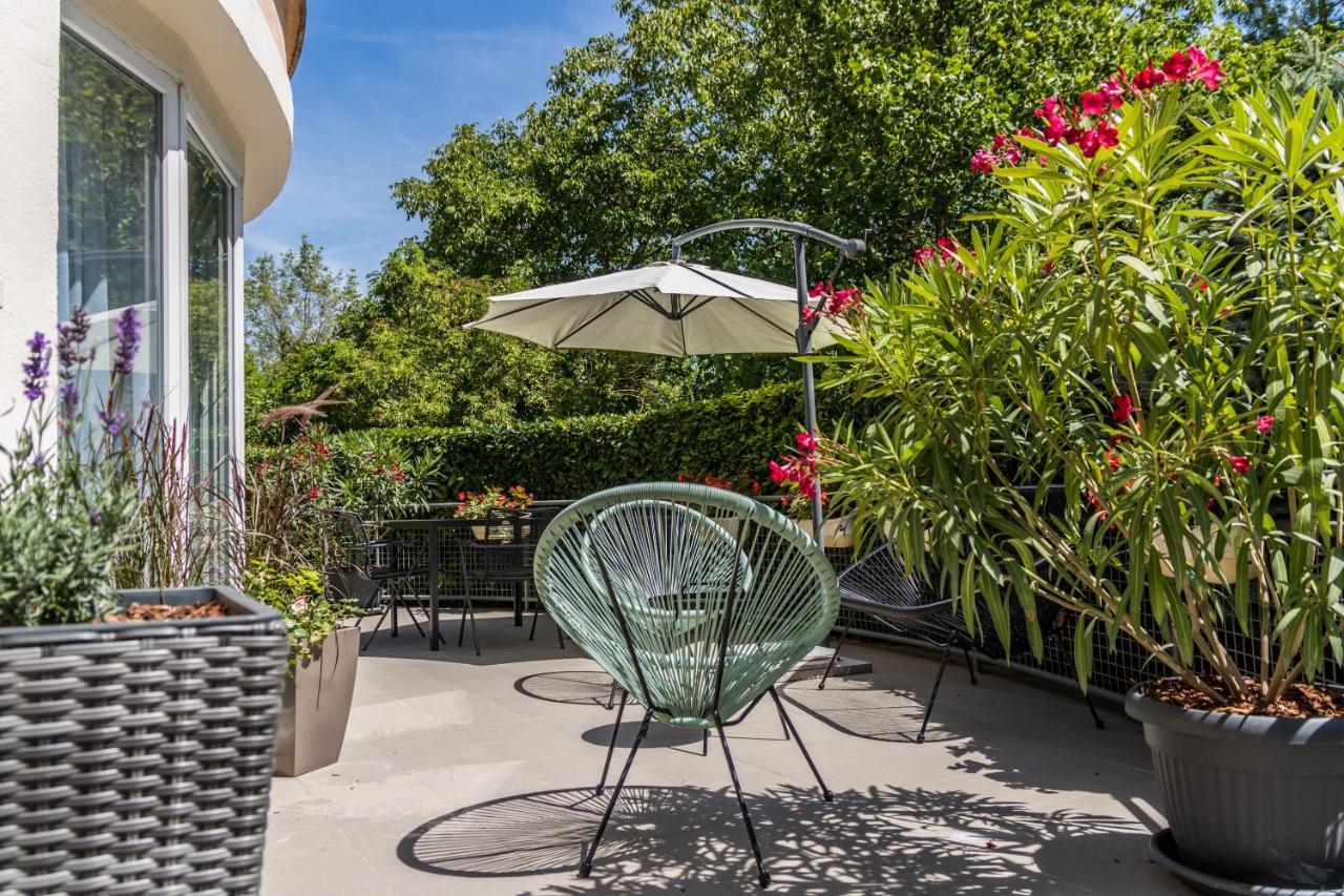 Villa 21 Boutique Rooms Balatonalmadi Ngoại thất bức ảnh