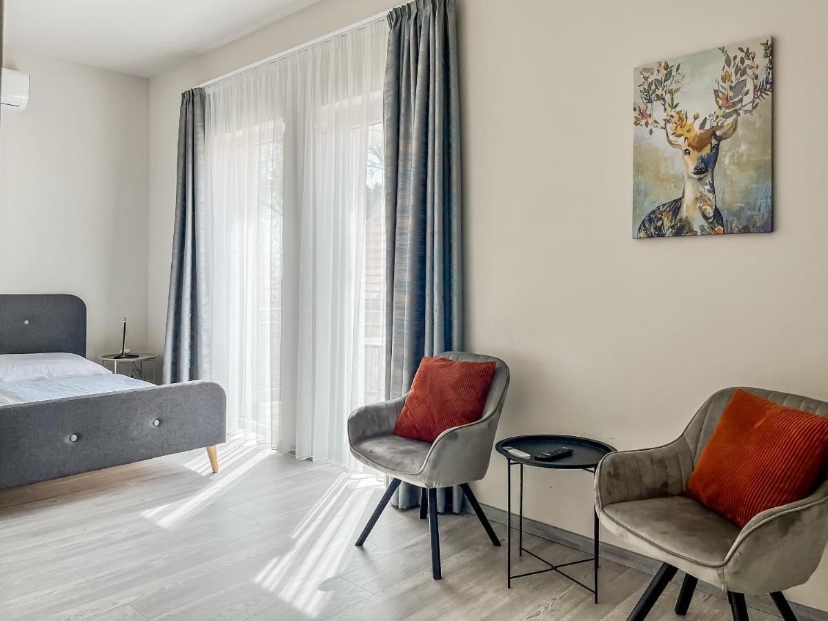 Villa 21 Boutique Rooms Balatonalmadi Ngoại thất bức ảnh