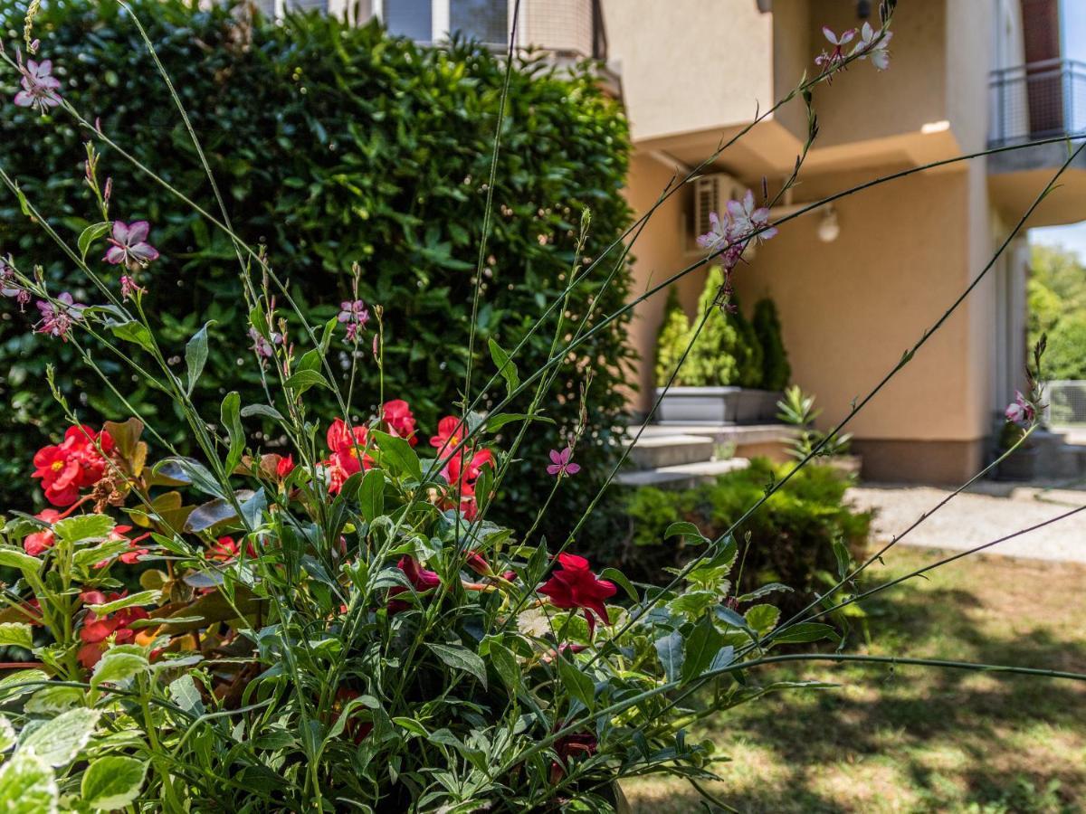 Villa 21 Boutique Rooms Balatonalmadi Ngoại thất bức ảnh