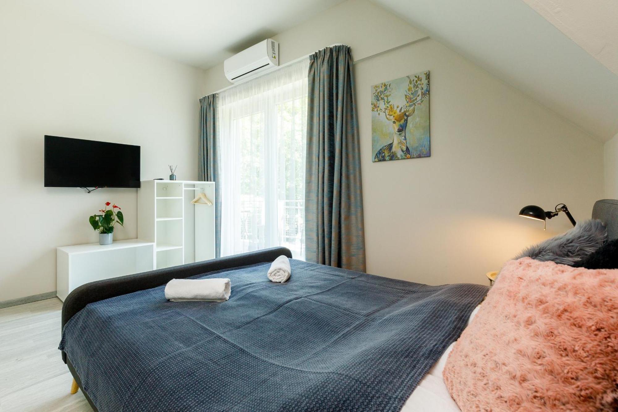 Villa 21 Boutique Rooms Balatonalmadi Ngoại thất bức ảnh
