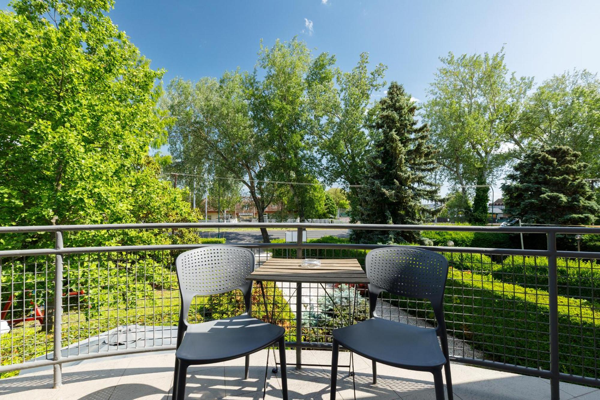 Villa 21 Boutique Rooms Balatonalmadi Ngoại thất bức ảnh