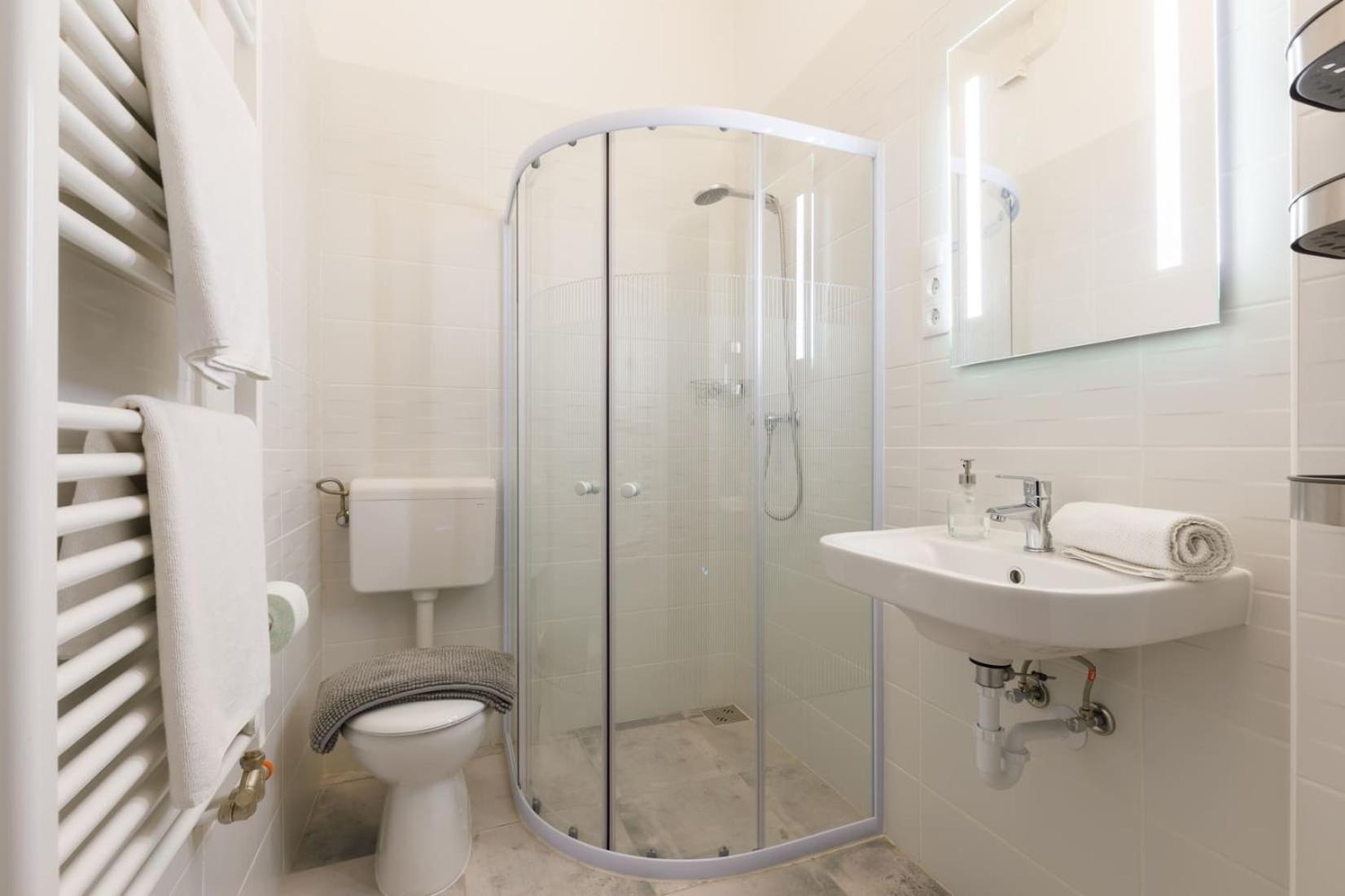 Villa 21 Boutique Rooms Balatonalmadi Ngoại thất bức ảnh